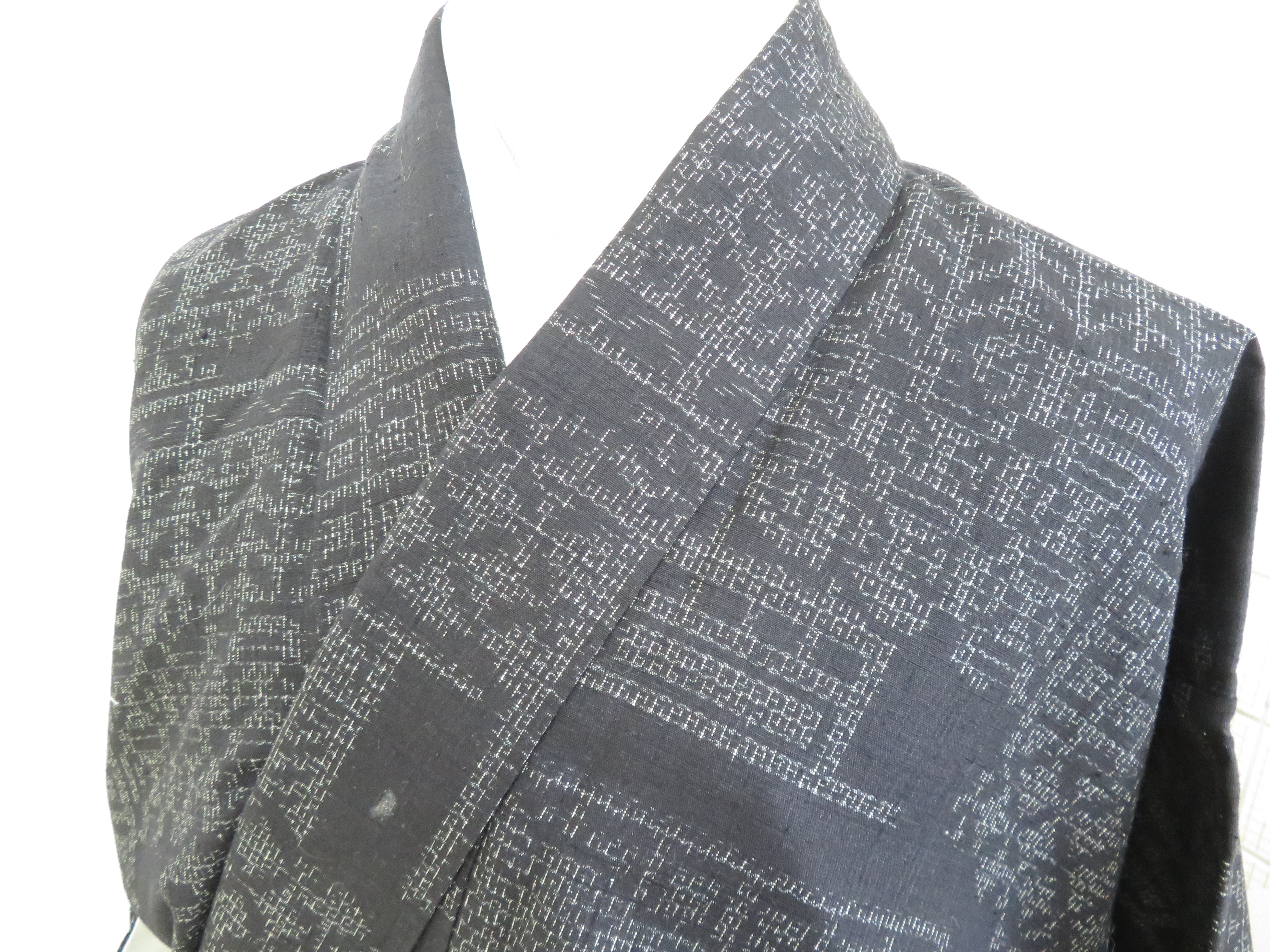 Japanese Kimono / Tsumugi Omeshi Silk